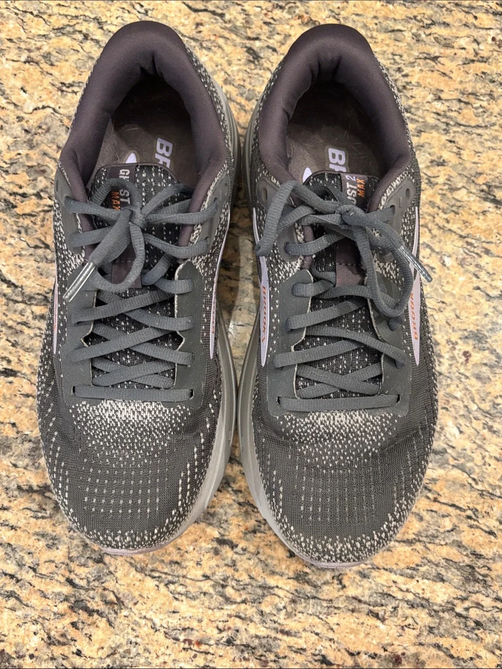Brooks Ghost Max Women’s Running Shoes Gray Lavender Wide (D) Size 9.5